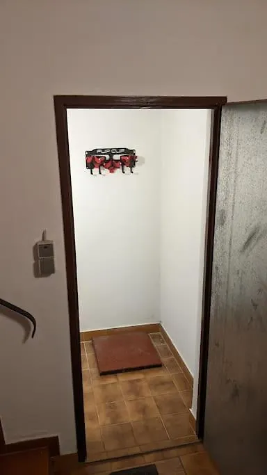 Sonnige Ferienwohnung Mit Balkon Innsbruck